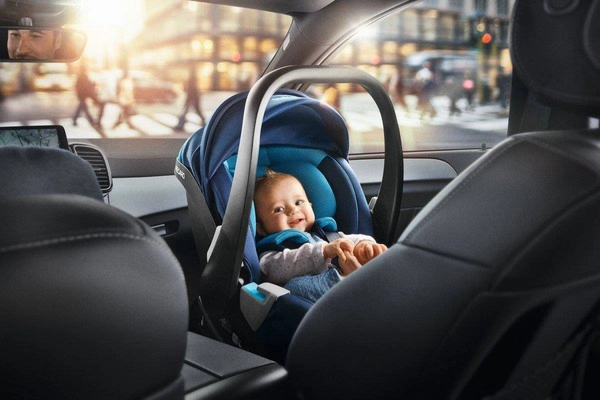 RECARO Guardia Fotelik Samochodowy Nosidło 0-13 + baza SmartClick
