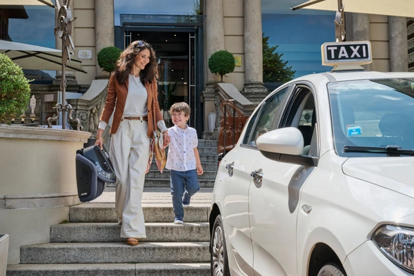 RECARO Monza Compact FX CFX Melbourne Black fotelik samochodowy i-size 100-150cm